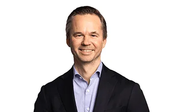 Andreas-Eriksson-headshot_white_bg_357x229